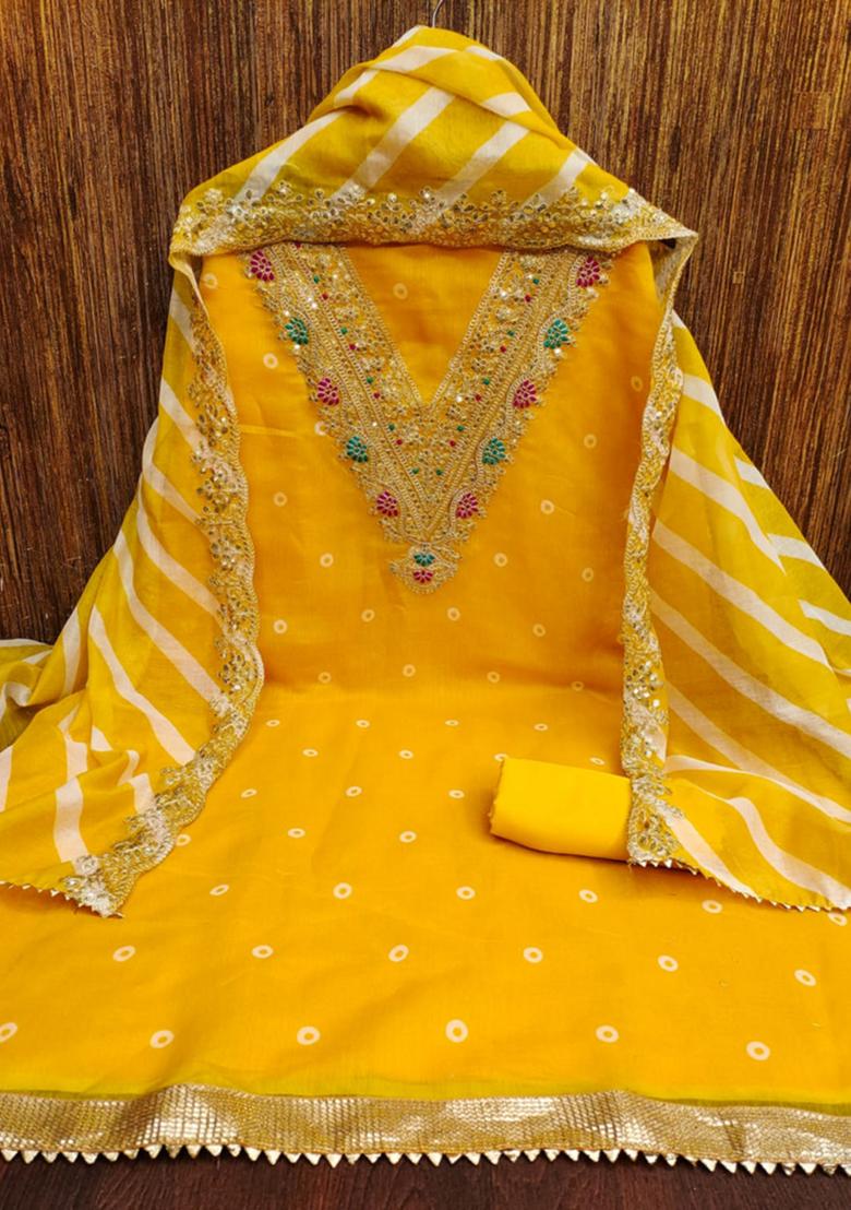 Gold Embellished Chanderi Kurta Set