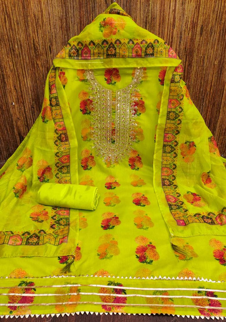 Green Embellished Chanderi Kurta Set