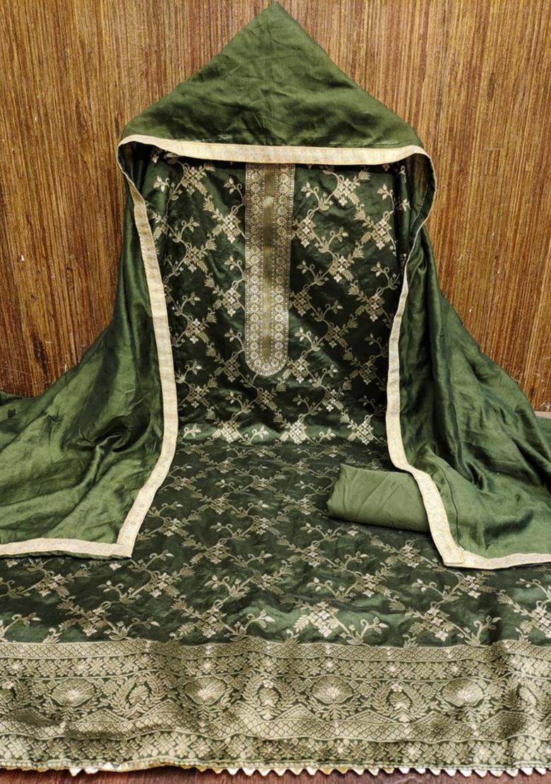 Green Embellished Chanderi Kurta Set
