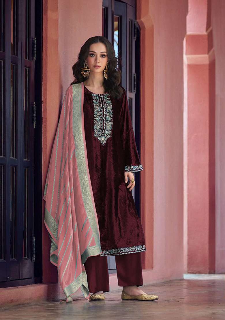 Maroon Zari Velvet Kurta Set - Indya