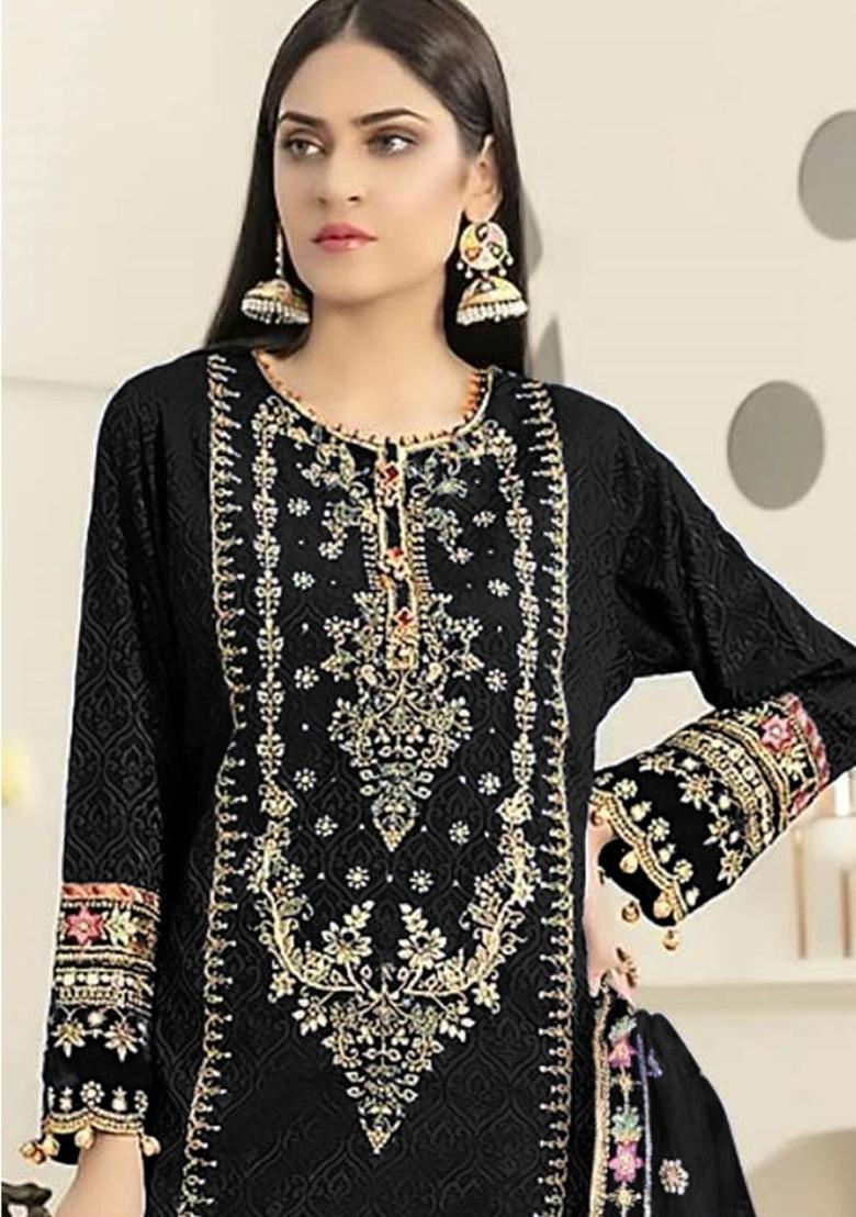 Black Embroidered Velvet Kurta Set