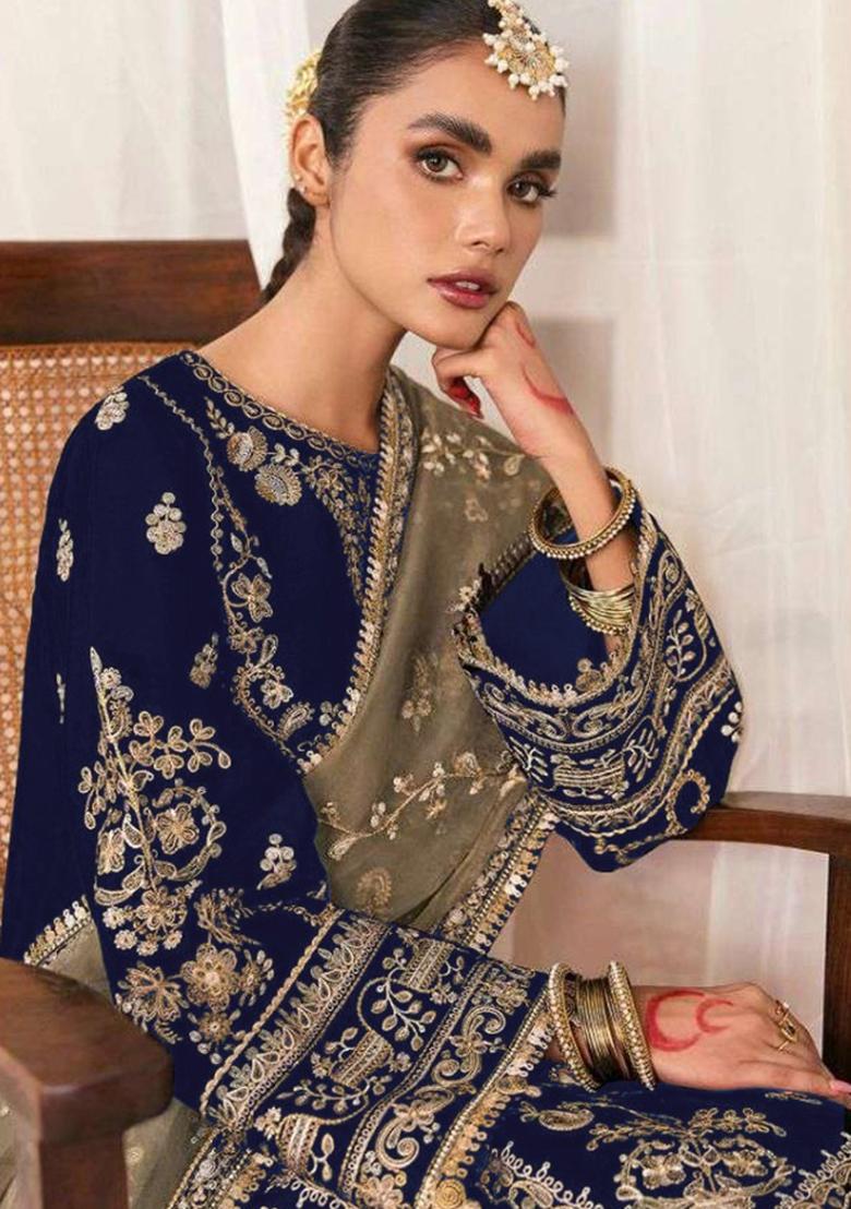 Blue Embroidered Velvet Kurta Set
