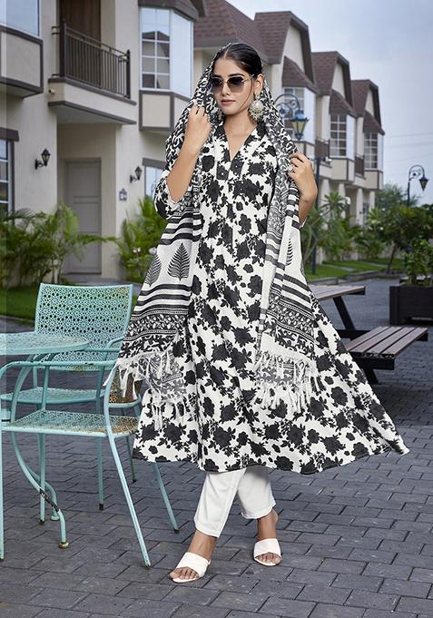 White Printed Viscose Salwar Kameez
