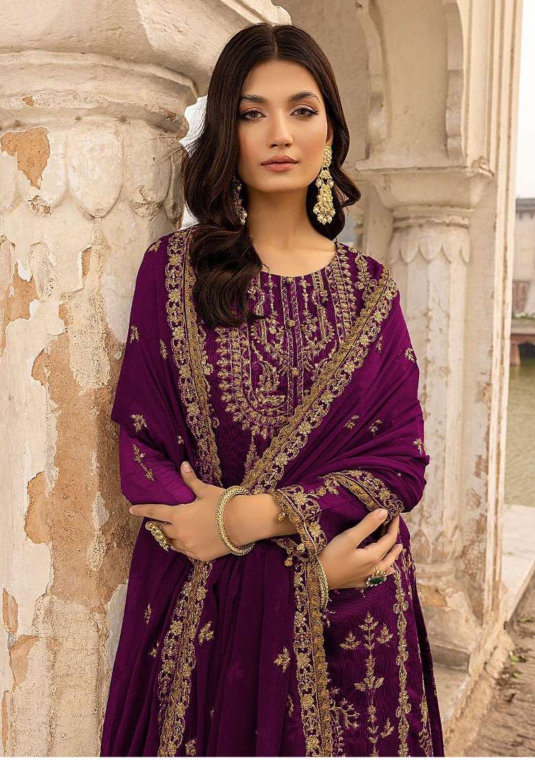 Purple Embroidered Georgette Pakistani Suit Set - Indya