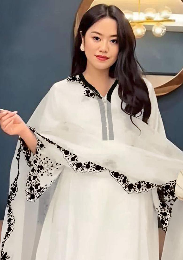 White Embroidered Faux Georgette Salwar Kameez