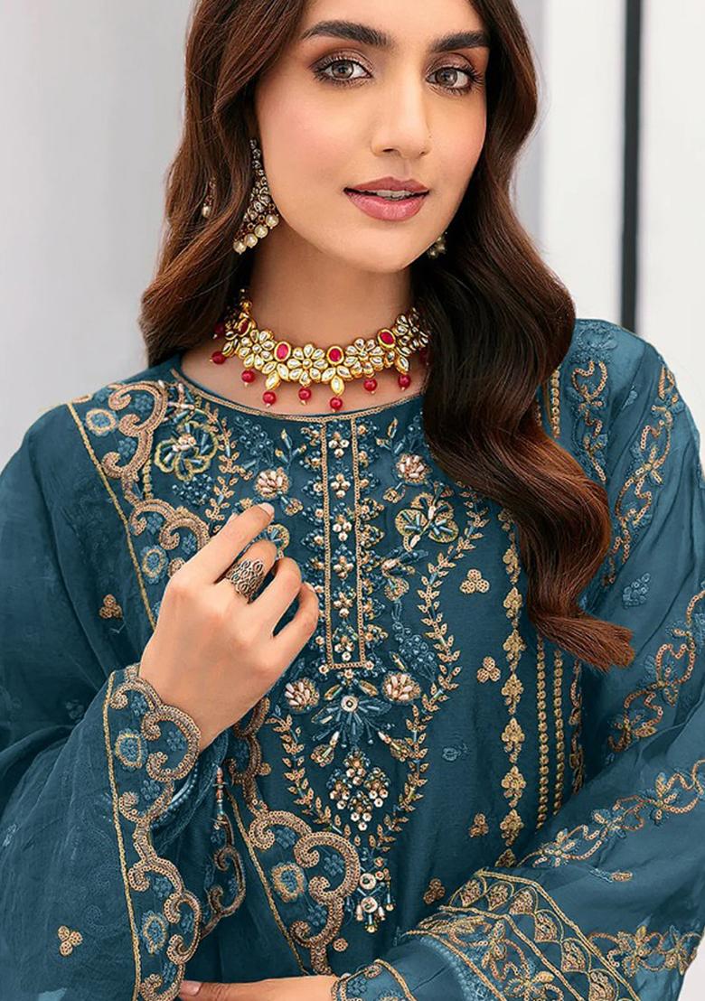 Blue Embroidered Organza Pakistani Salwar Kameez With Dupatta