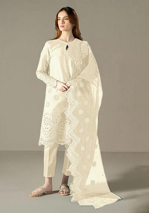White Embroidered Cotton Pakistani Salwar Kameez With Dupatta