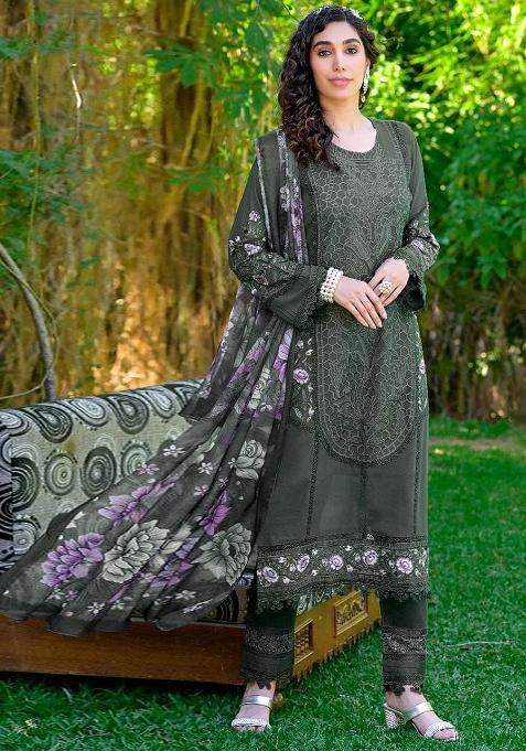 Grey Embroidered Georgette Kurta Set With Dupatta