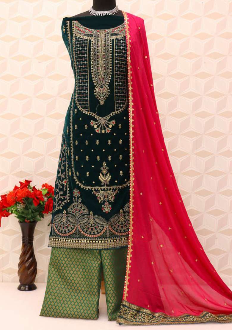 Black Embroidered Blended Pakistani Suit Set - Indya