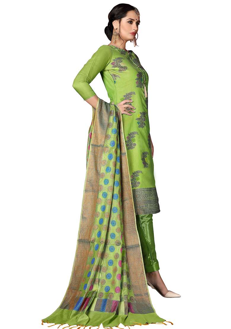 Light Green Jacquard Silk Blend Pakistani Suit Set - Indya
