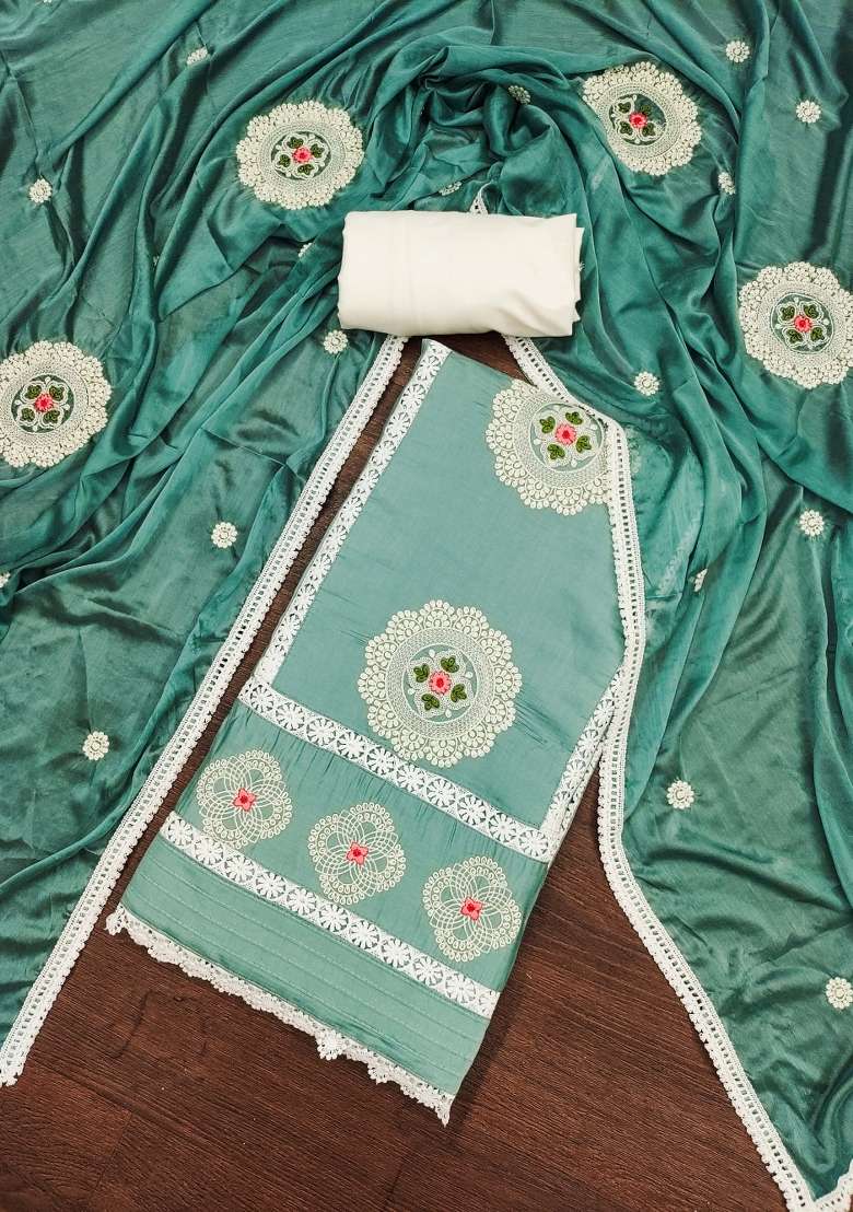 Sea Green Embroidered Silk Blend Straight Kurta Set - Indya