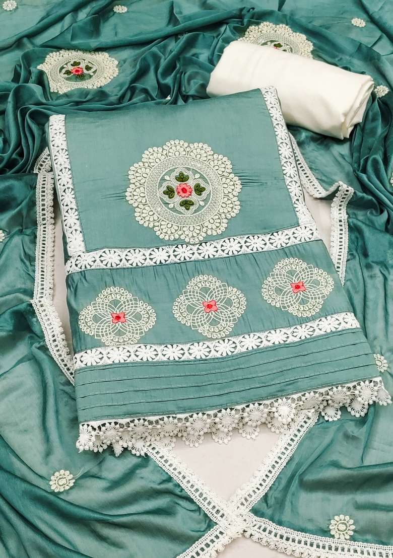 Sea Green Embroidered Silk Blend Straight Kurta Set - Indya