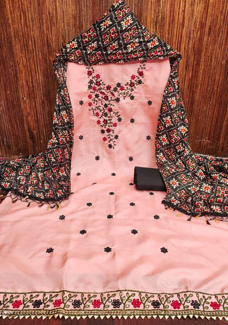 Peach Embroidered Blended Straight Kurta Set - Indya