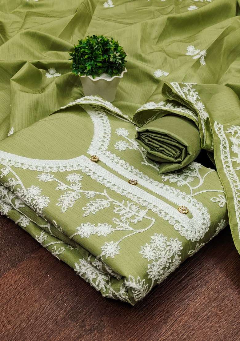 Green Chikankari Silk Blend Kurta - Indya