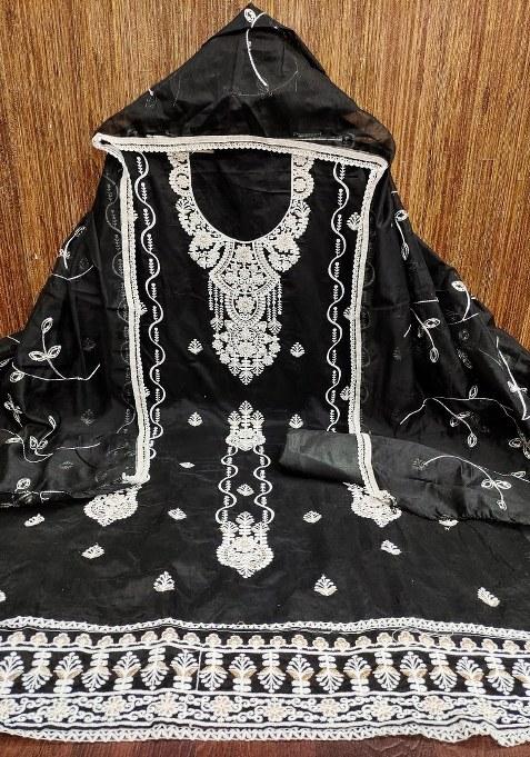 Black Embroidered Blended Kurta