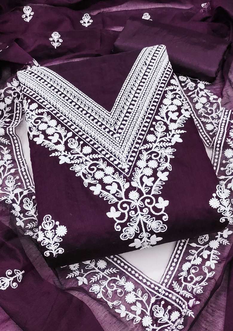 Purple Embroidered Blended Straight Kurta Set - Indya