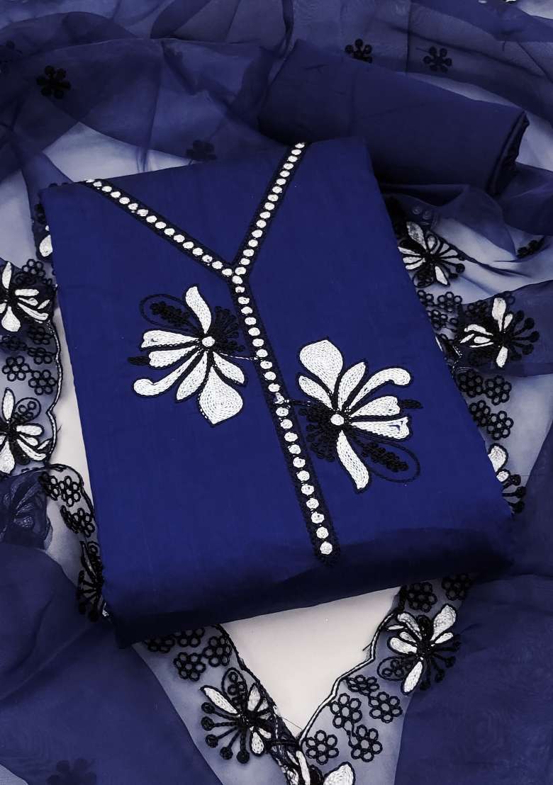 Blue Embroidered Chanderi Straight Kurta Set - Indya