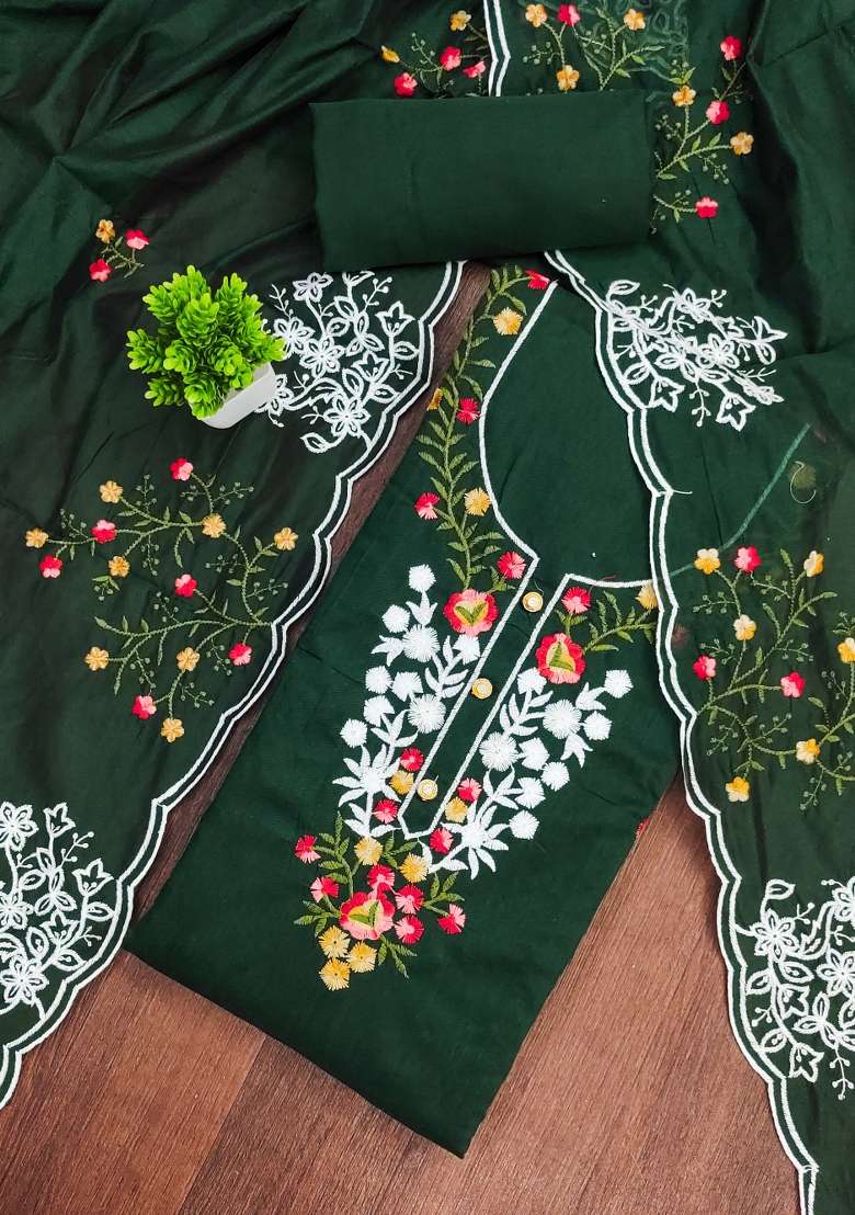 Green Embroidered Blended Straight Kurta Set - Indya