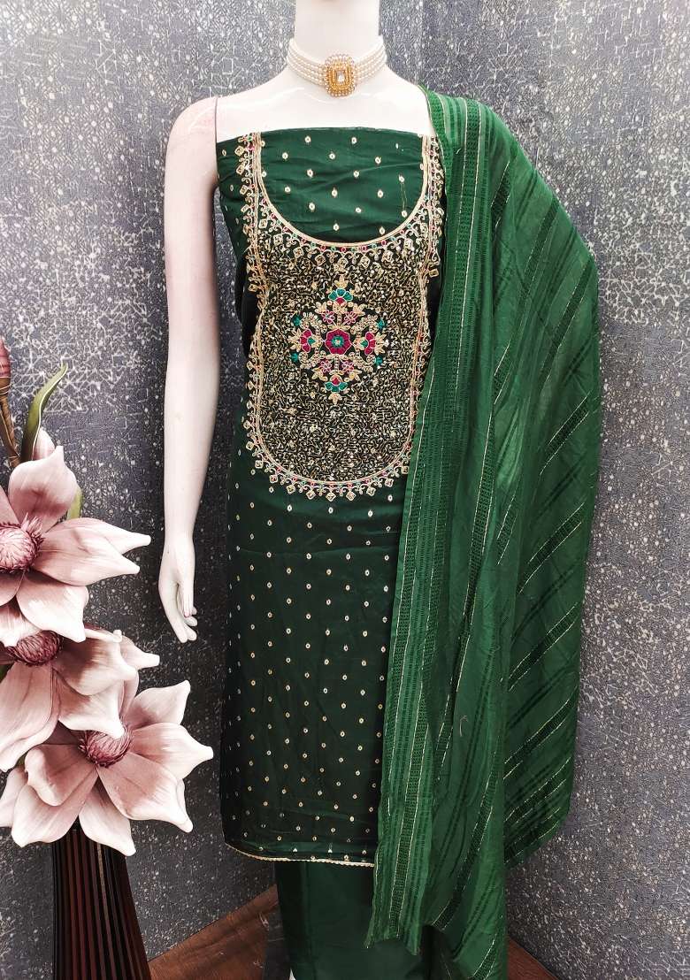 Green Embroidered Jacquard Pakistani Suit Set - Indya