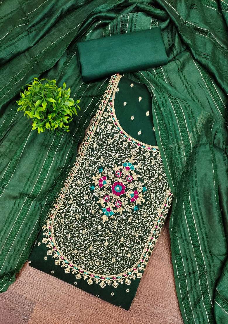 Green Embroidered Jacquard Pakistani Suit Set - Indya