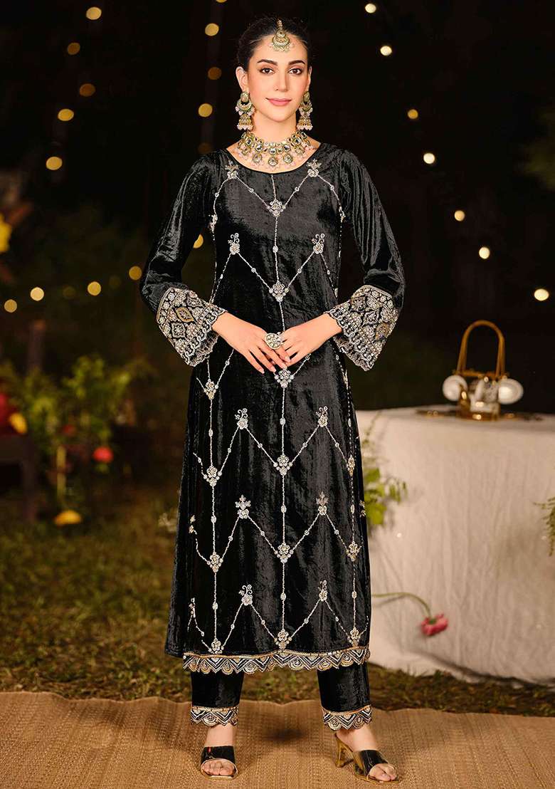 Black Embroidered Velvet Pakistani Suit Set - Indya