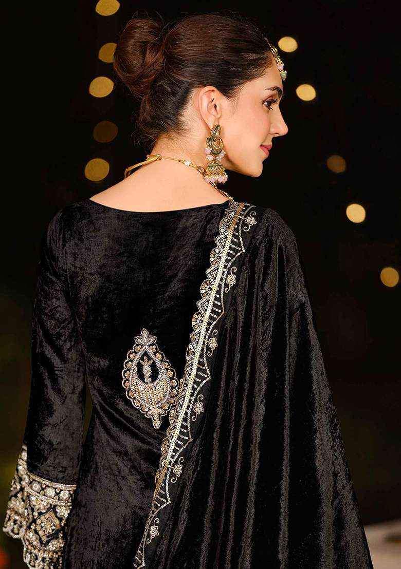 Black Embroidered Velvet Pakistani Suit Set - Indya