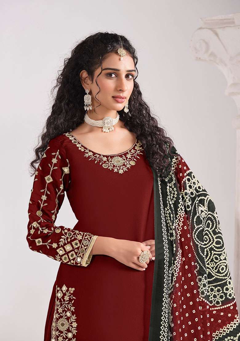 Red Embroidered Silk Blend Punjabi Suit - Indya