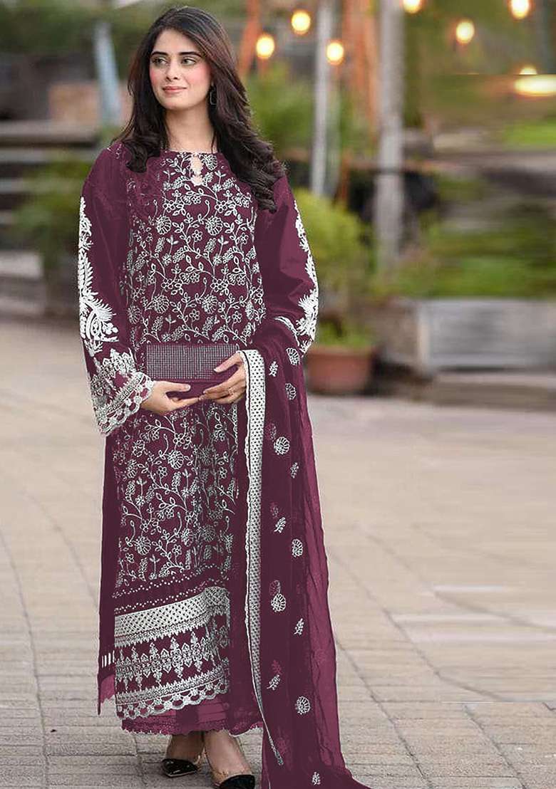 Purple Embroidered Georgette Pakistani Suit Set - Indya