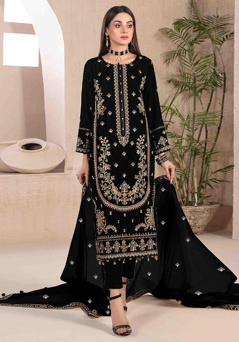 Black Embroidery Velvet Kurta Set