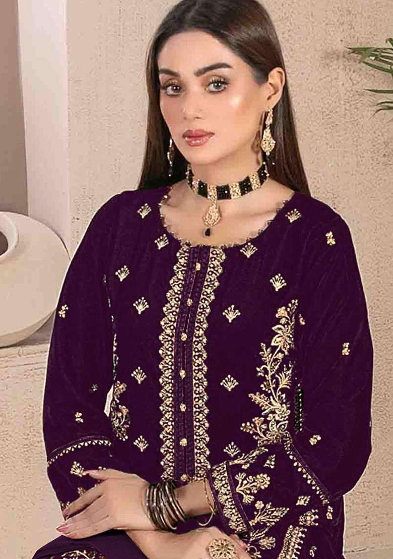 Wine Embroidery Velvet Kurta Set - Indya