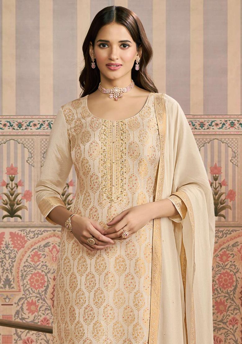 Off White Embroidery jacquard Kurta Set - Indya