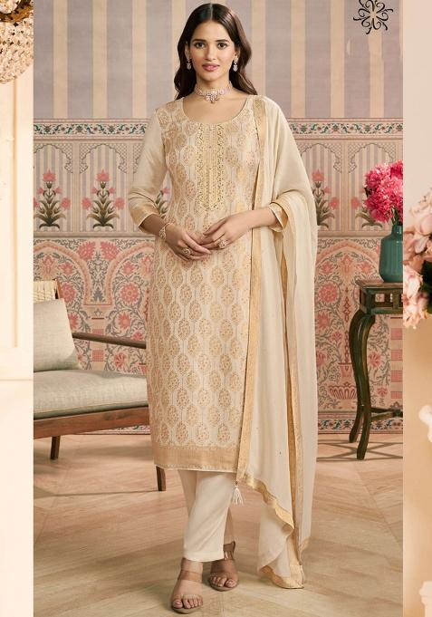 Off White Embroidery jacquard Kurta Set