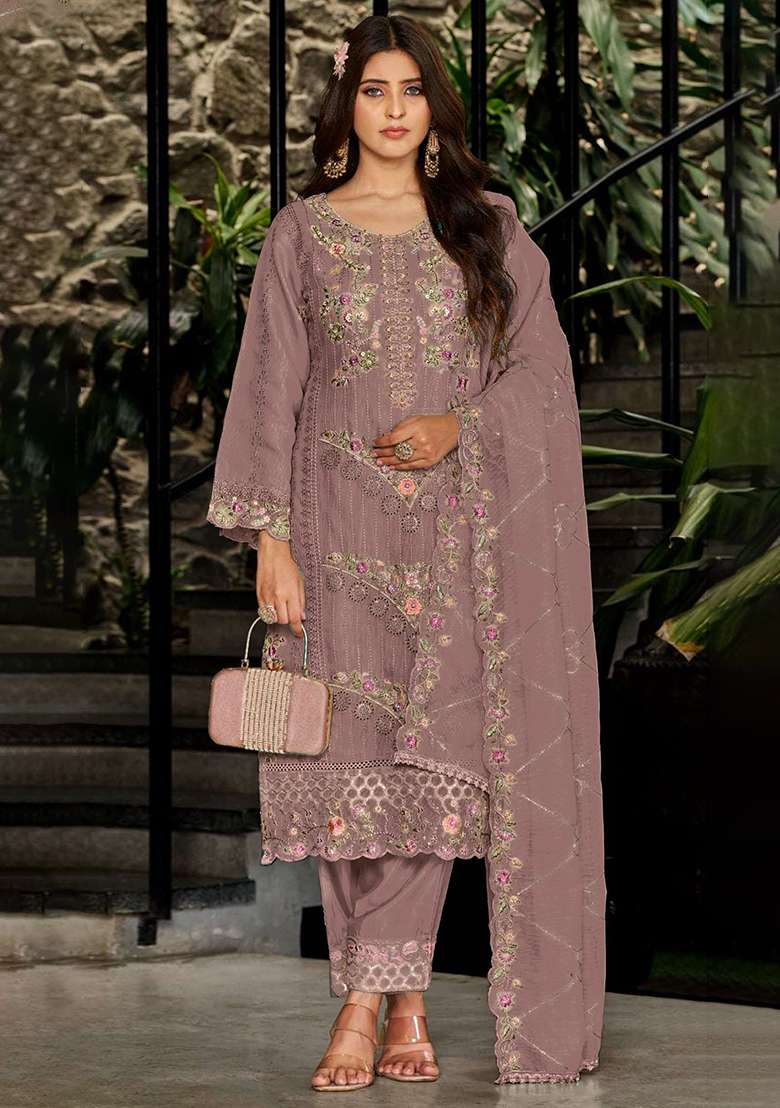 Peach Embroidered Georgette Pakistani Suit Set - Indya