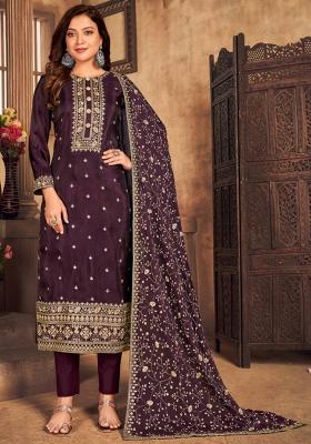 purple Embroidered Viscose Kurta Set