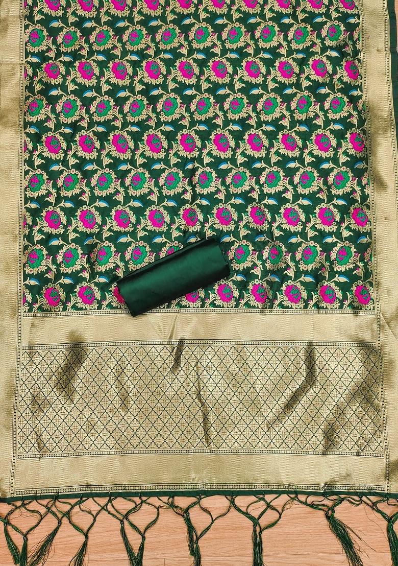 Green Motif Silk Kurta Set - Indya