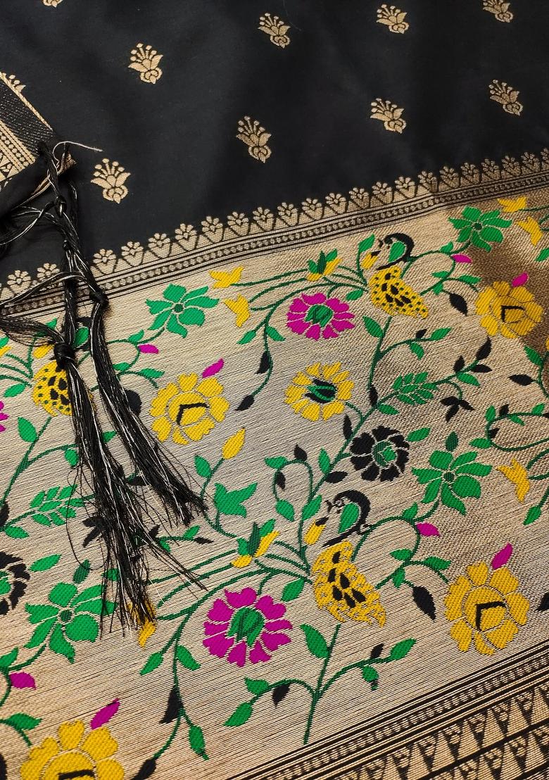 Black Motif Silk Kurta Set - Indya