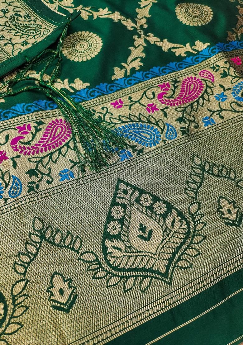 Green Motif Silk Kurta Set - Indya