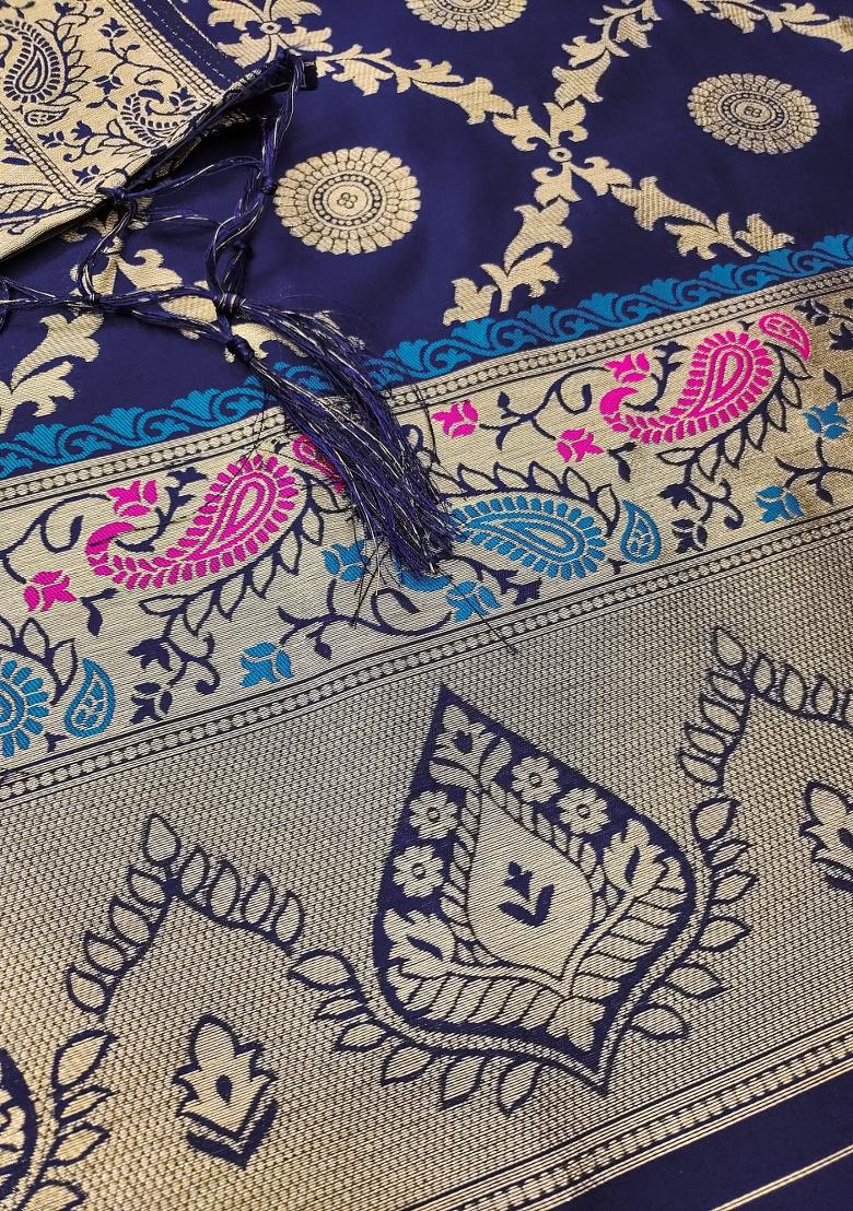 Navy Blue Motif Silk Kurta Set - Indya