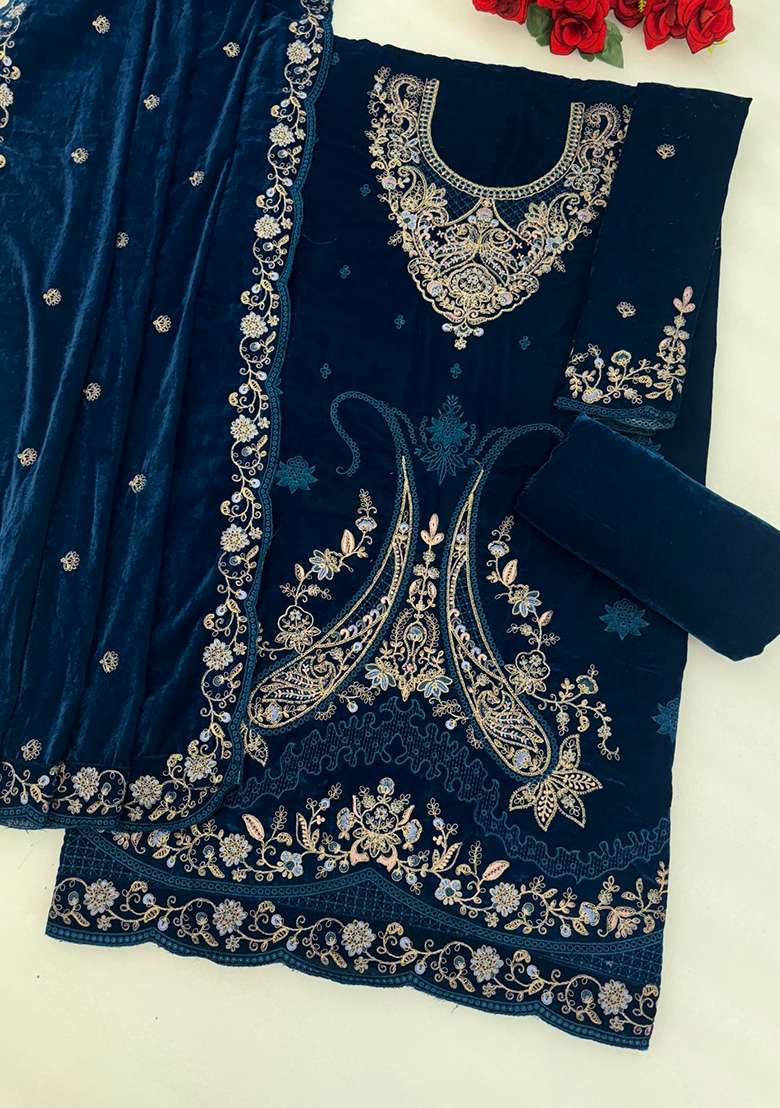 Teal Embroidered Velvet Pakistani Suit Set - Indya