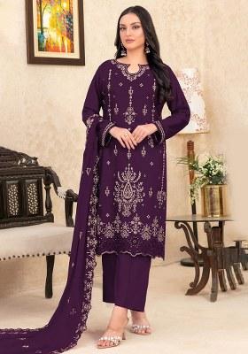Purple Embroidery Velvet Pakistani Salwar Kameez