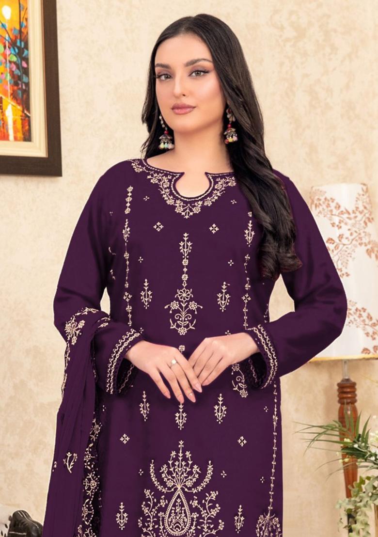 Purple Embroidery Velvet Pakistani Salwar Kameez - Indya
