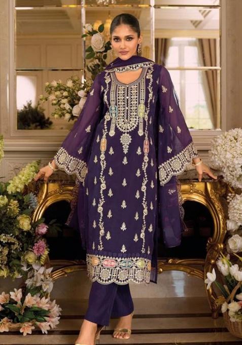 Began Embroidery Chinon Kurta Set