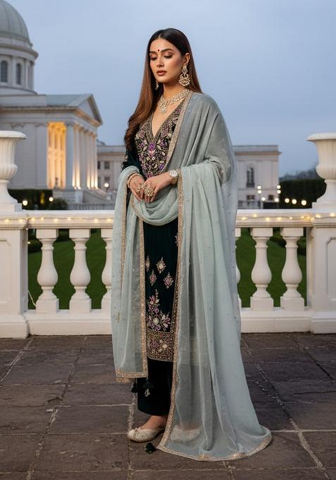 Black Embroidery Silk Pakistani Salwar Kameez