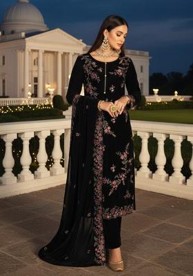 Black Embroidery Silk Pakistani Salwar Kameez