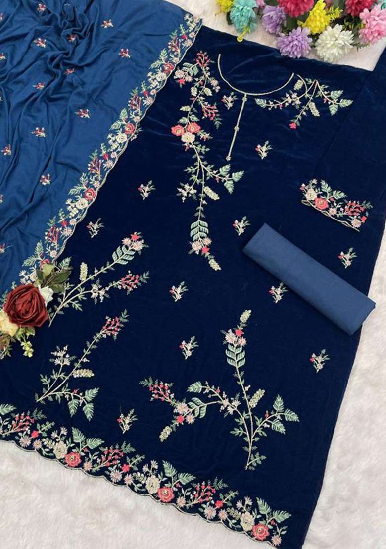 Peacock Blue Embroidered Silk Pakistani Suit Set - Indya