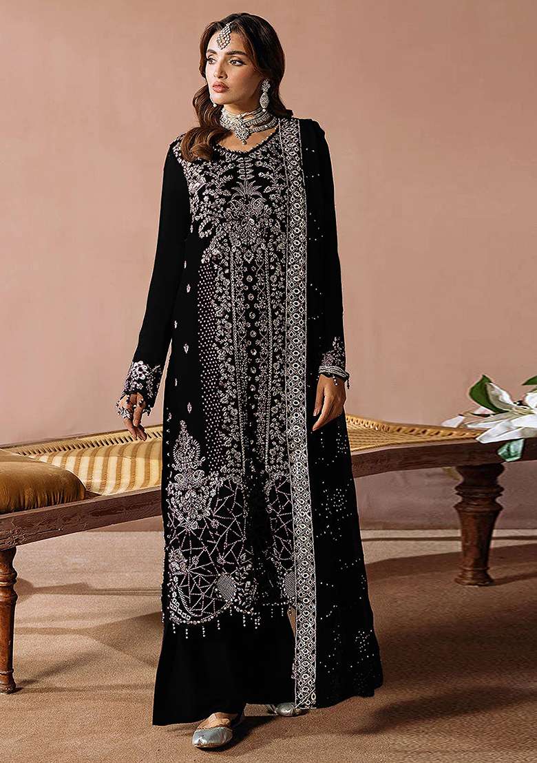 Black Embroidered Velvet Pakistani Suit Set - Indya