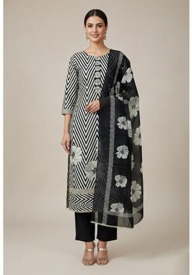 Multicolor Embroidery Silk Salwar Kameez