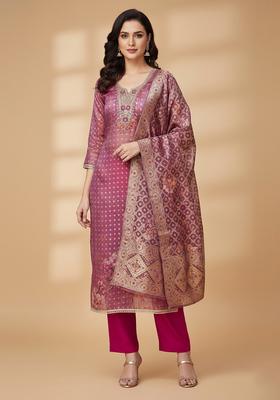 Pink Embroidery Organza Salwar Kameez