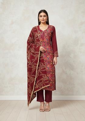 Multicolor Embroidery Viscose Salwar Kameez