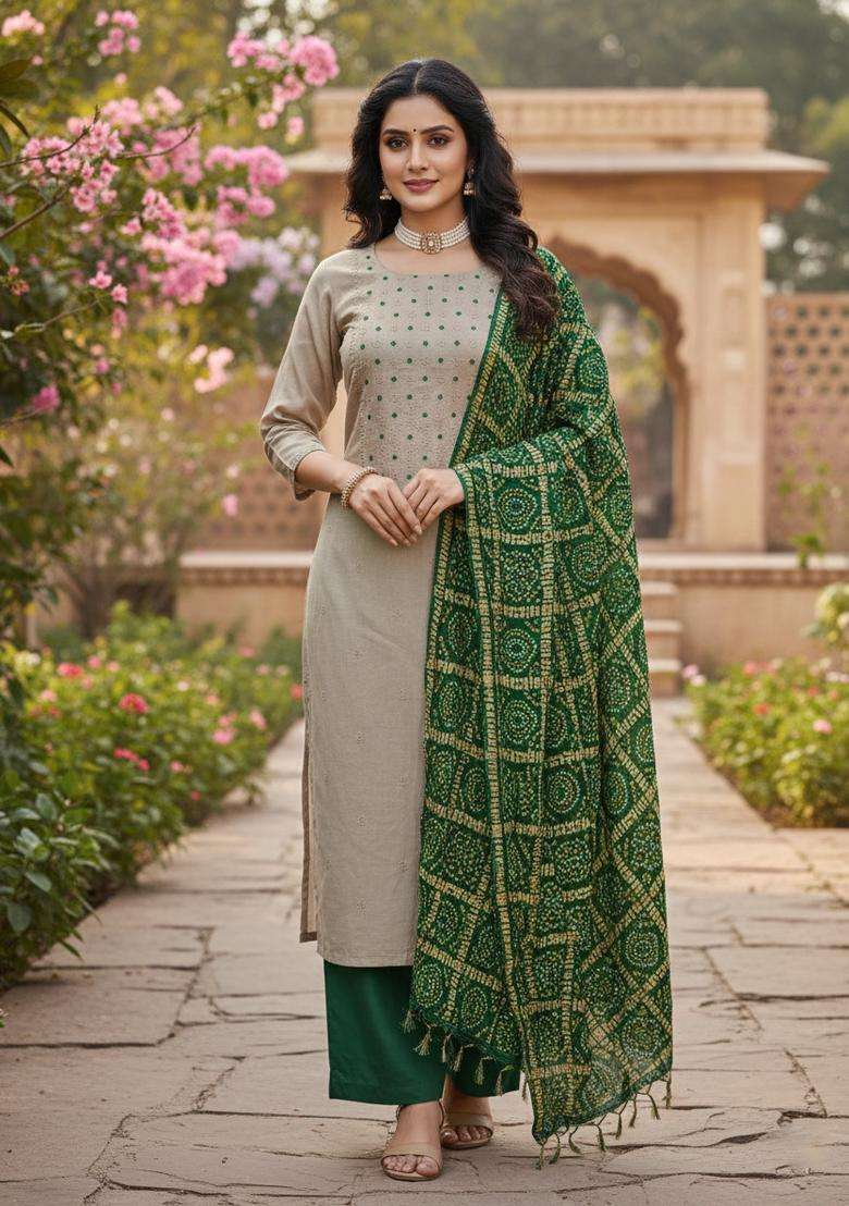 Green Embroidered Silk Blend Straight Kurta Set - Indya